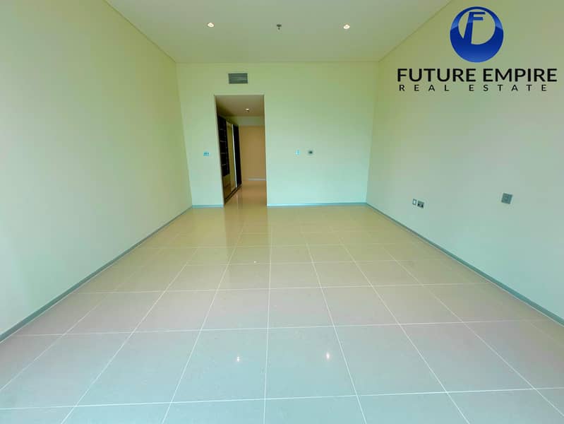 Chiller Free | Luxurious 3BHK | SZR View | Book Now - Image 9