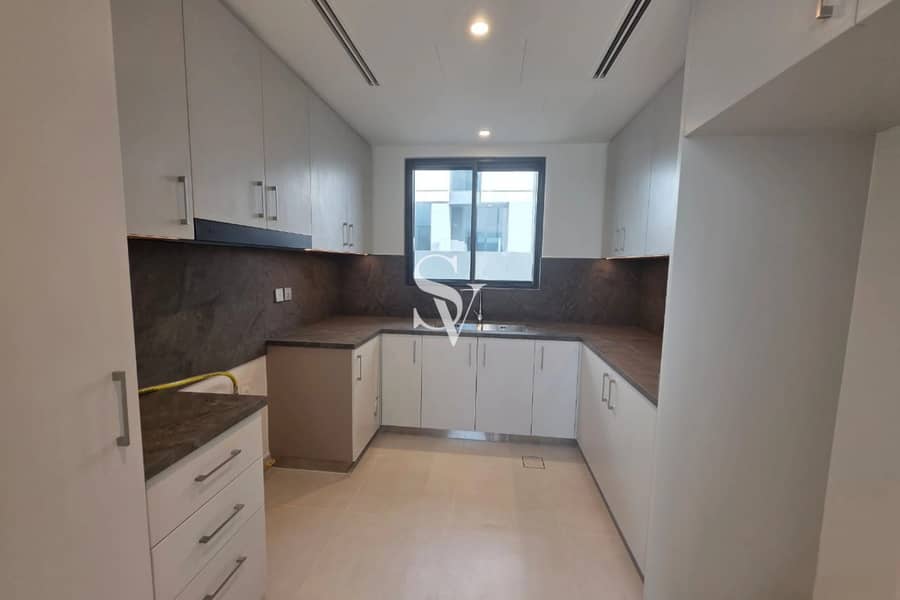 Standalone 4BRVilla | Brand New | Elie Saab Finish - Image 10