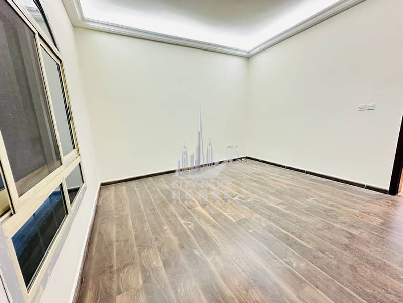 8 Bedrooms / Huge Majlis / Hall / Maid / Driver - Image 13