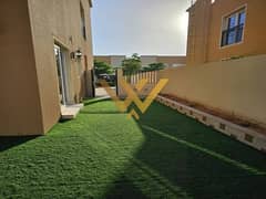 Like a Brand New |Corner Unit| Vacant Very Soon