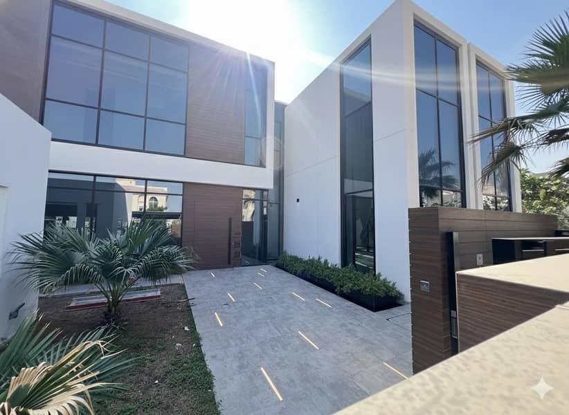 Modern| 5-BR Plus Maid| PooL| Prime Location