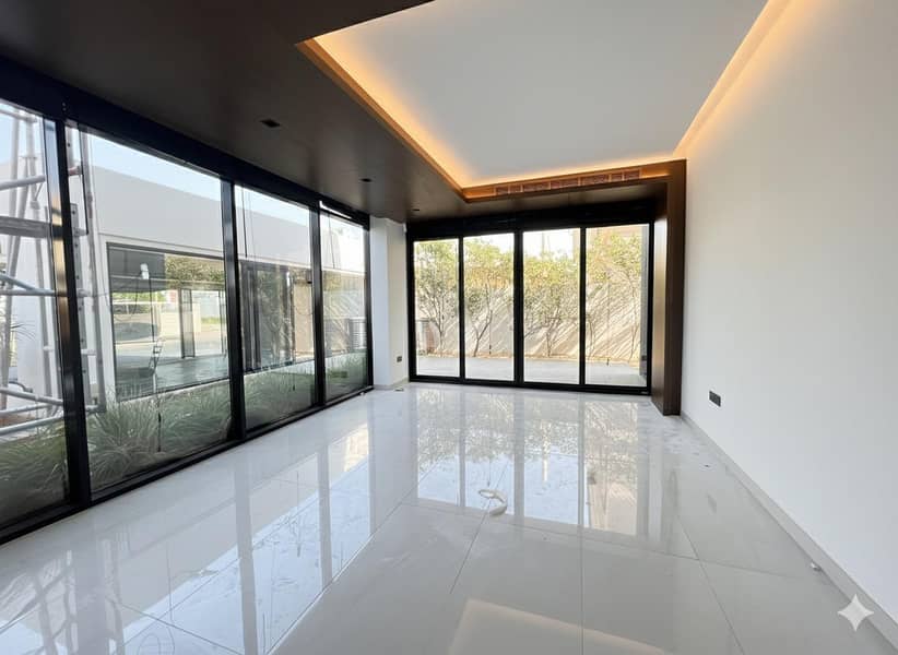 Modern| 5-BR Plus Maid| PooL| Prime Location