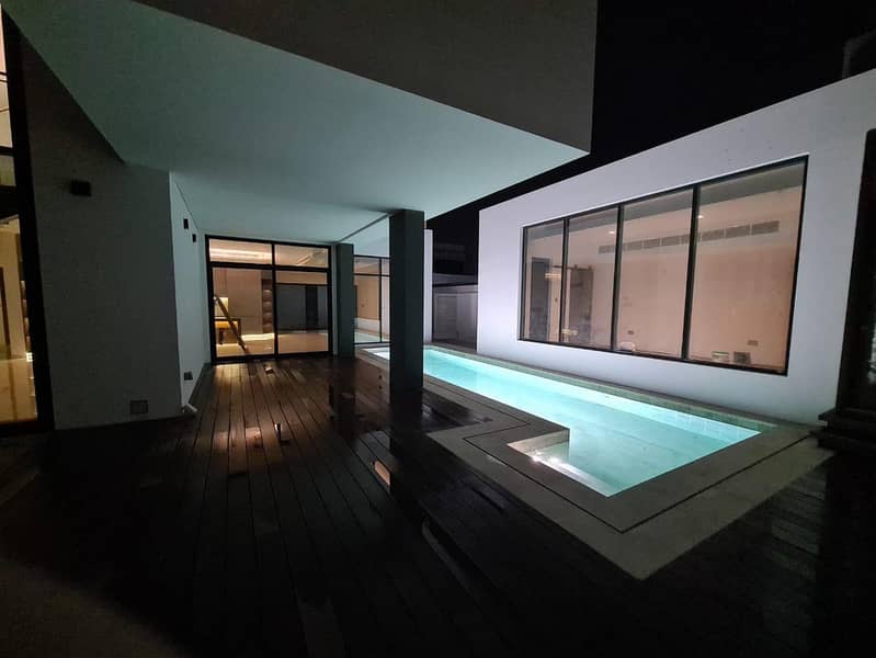 Modern| 5-BR Plus Maid| PooL| Prime Location