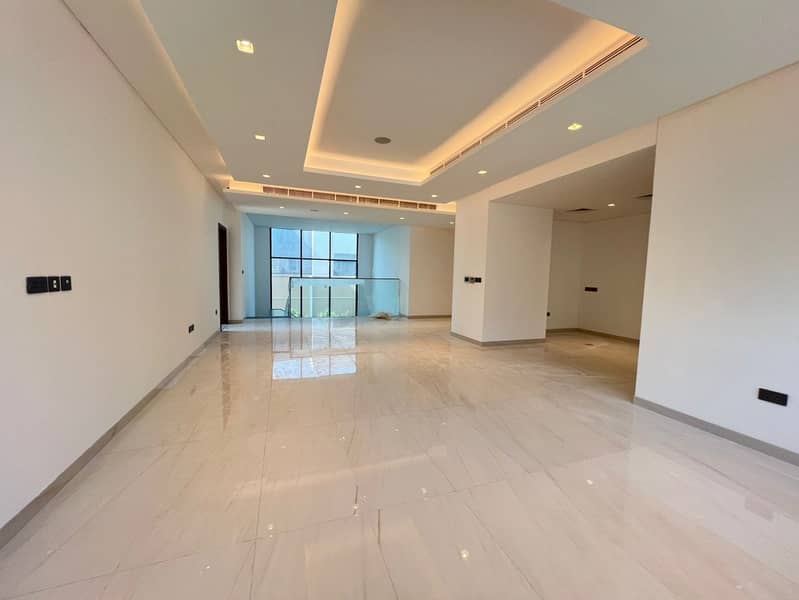 Modern| 5-BR Plus Maid| PooL| Prime Location - Image 10