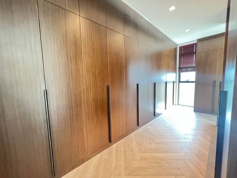 Modern| 5-BR Plus Maid| PooL| Prime Location - Image 15