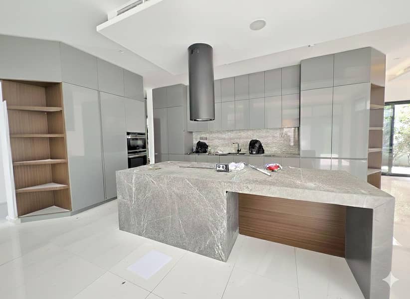 Modern| 5-BR Plus Maid| PooL| Prime Location - Image 16