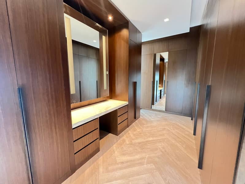 Modern| 5-BR Plus Maid| PooL| Prime Location - Image 19