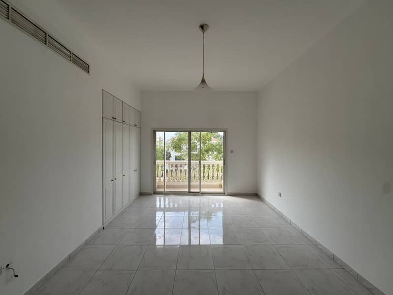 5-BR VILLA FOR RENT | PRIME LOCATION | AL MANARA