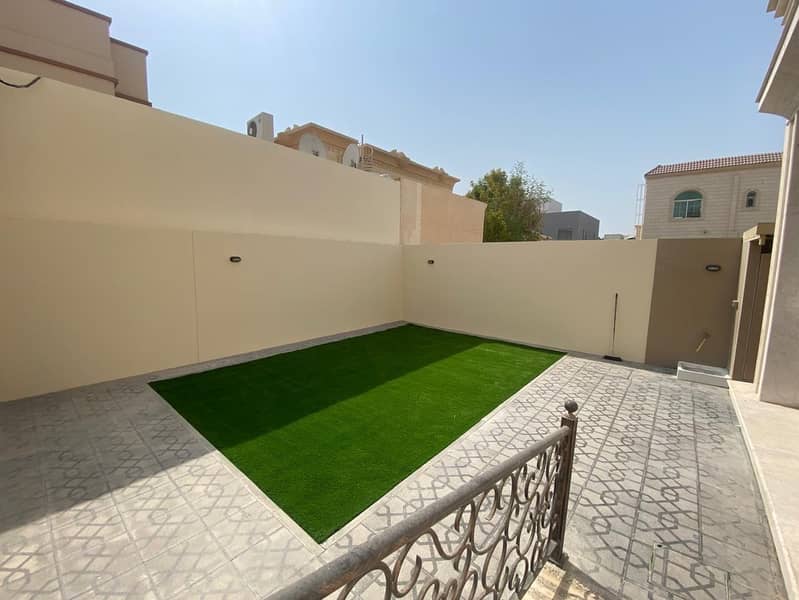 Spacious 5 BR Villa in Al Barsha South 2 - Image 27