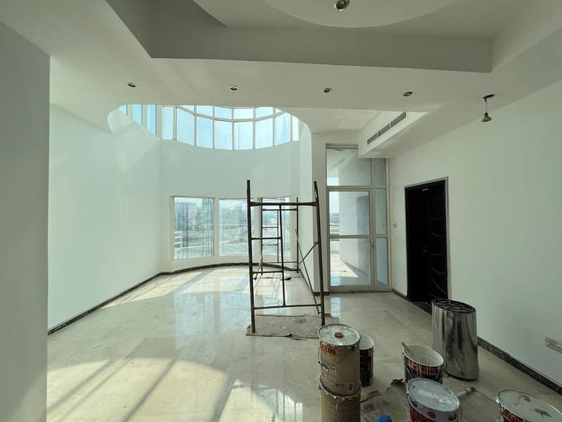 Spacious 5-BR Villa | Pool | Maids |Garden - Image 7