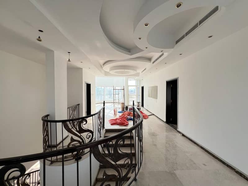 Spacious 5-BR Villa | Pool | Maids |Garden - Image 8