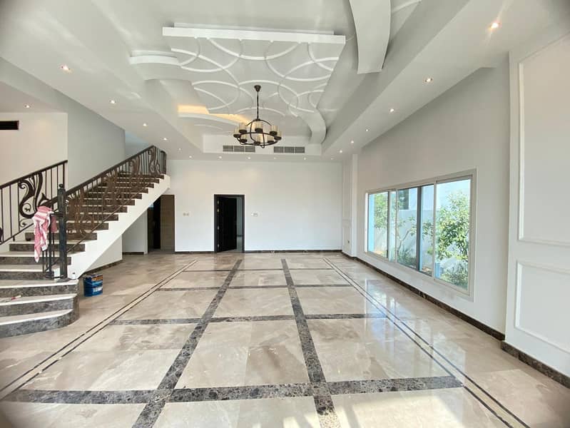 Spacious 5-BR Villa | Pool | Maids |Garden - Image 10