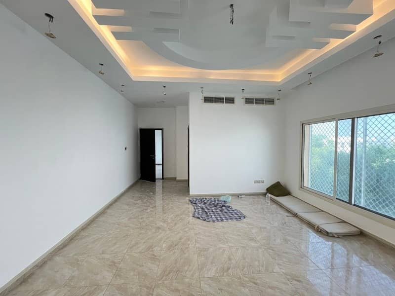 Spacious 5-BR Villa | Pool | Maids |Garden - Image 12