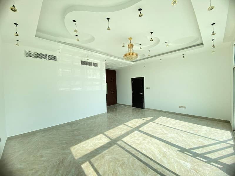 Spacious 5-BR Villa | Pool | Maids |Garden - Image 13