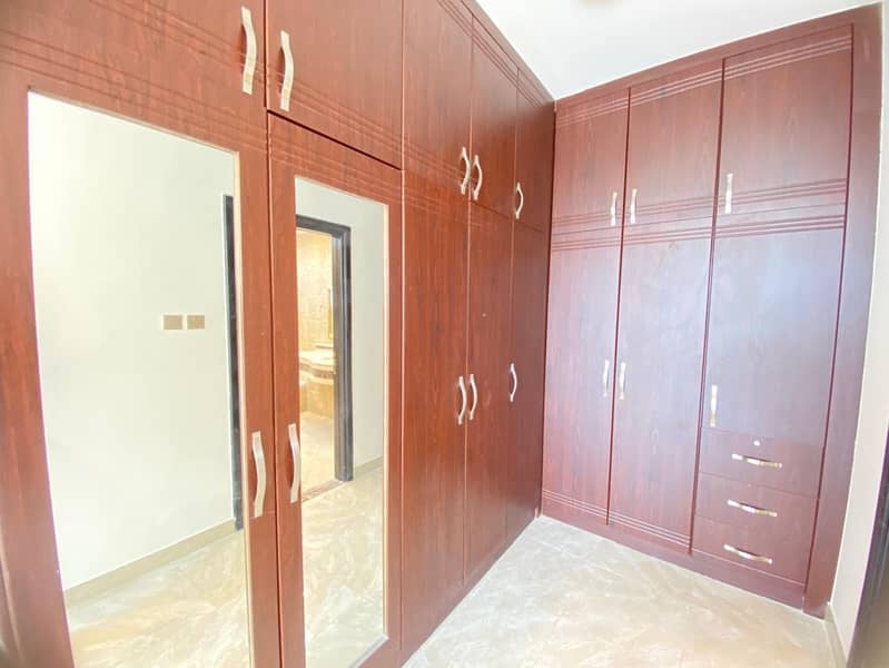 Spacious 5-BR Villa | Pool | Maids |Garden - Image 17