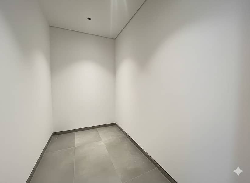 For Rent| 3-BR Villa + Maids Room | Garden - Image 6