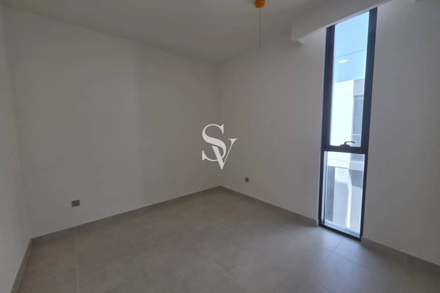 Standalone 4BR Villa-Brand New-Elie Saab Finish - Image 7