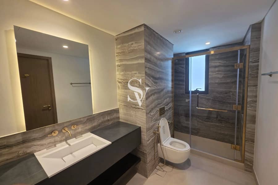 Standalone 4BR Villa-Brand New-Elie Saab Finish - Image 18