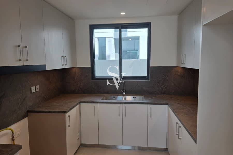 Standalone 4BR Villa-Brand New-Elie Saab Finish - Image 22