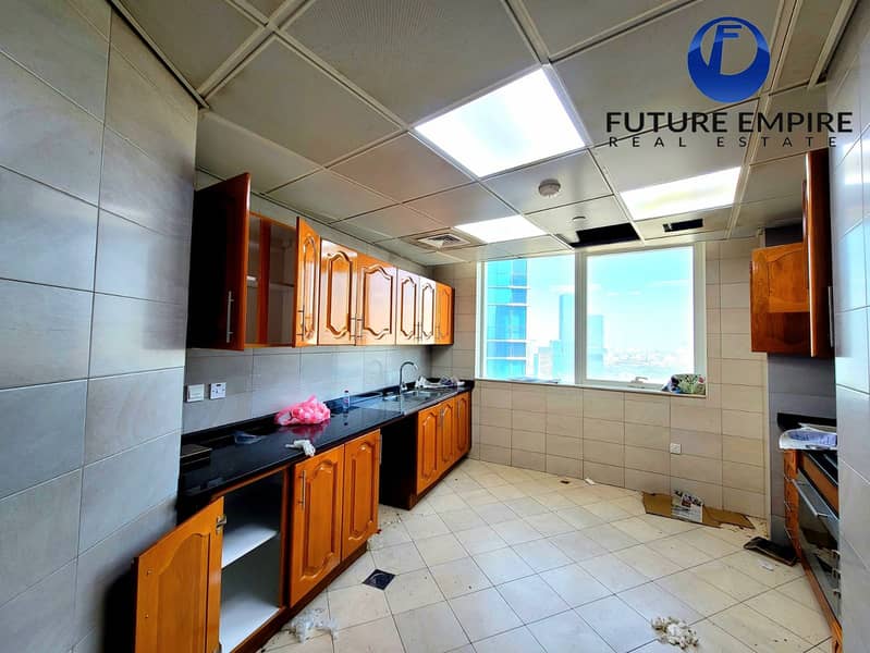 Chiller Free | Luxurious 2BHK | Maid's Room | High Floor - Image 7