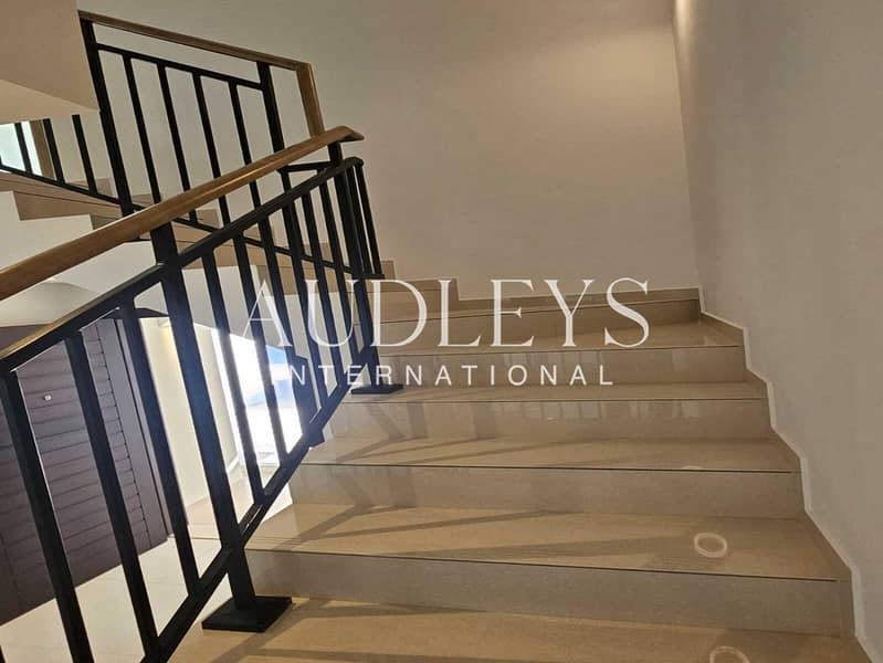 3BR Townhouse | Private Garden | Brand New - Image 9