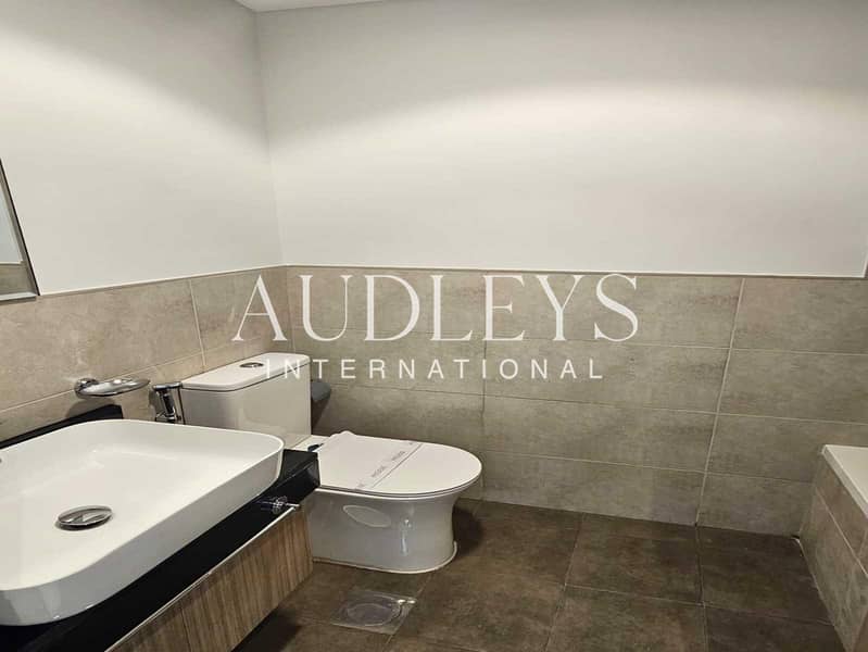 3BR Townhouse | Private Garden | Brand New - Image 22