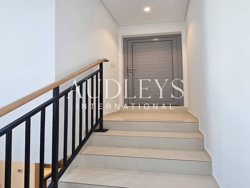 3BR Townhouse | Private Garden | Brand New - Image 28