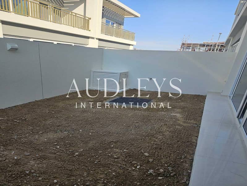 3BR Townhouse | Private Garden | Brand New - Image 30
