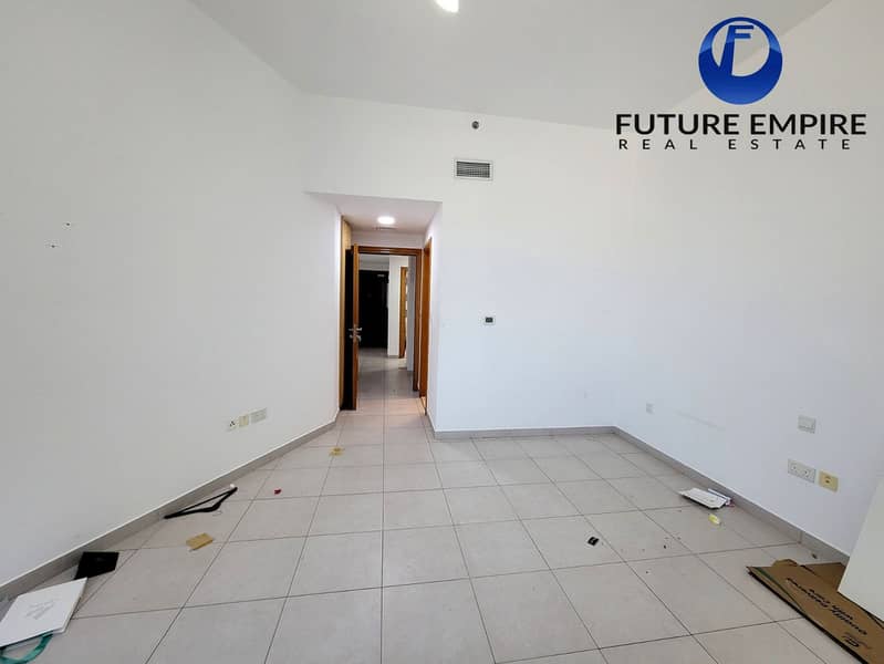 Chiller Free | Luxurious 2BHK | Maid's Room | High Floor - Image 12