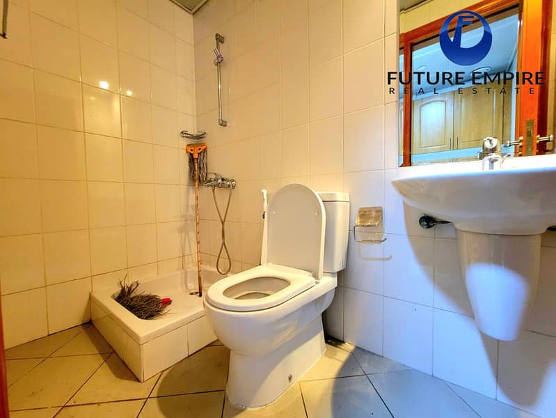 Chiller Free | Luxurious 2BHK | Maid's Room | High Floor - Image 19