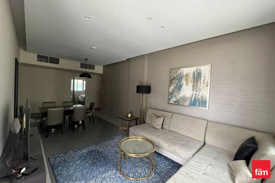 Vacant | Bright Unit | Fully furnished