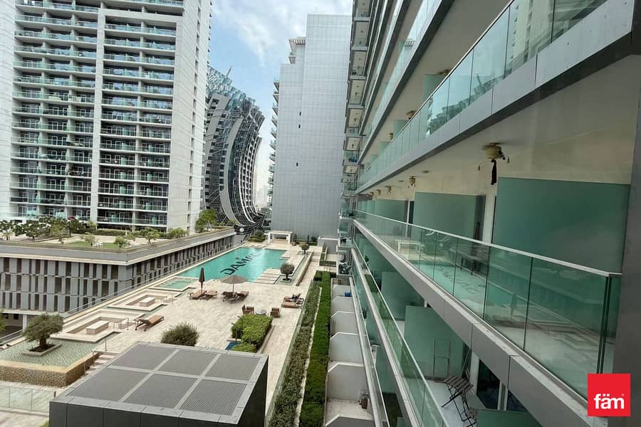 Vacant | Bright Unit | Fully furnished - Image 7