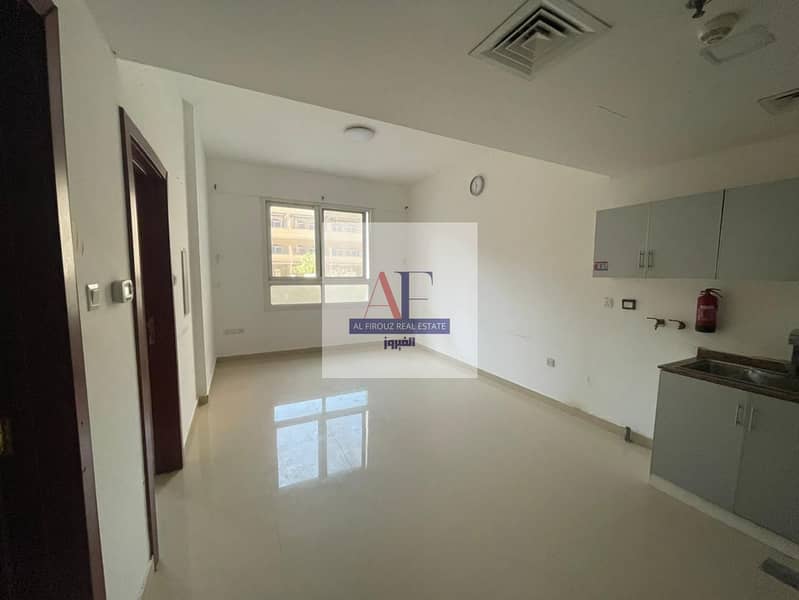 Elegant 1 BR | Fully Renovated | Prime Location