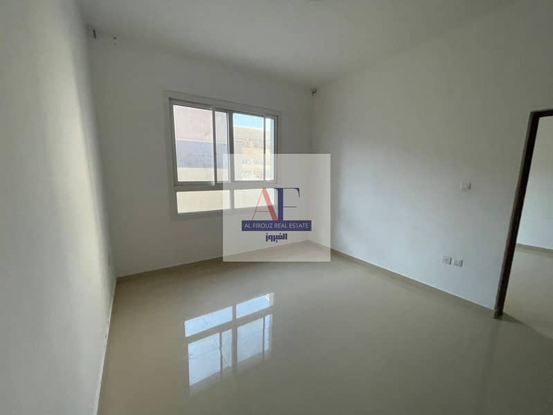 Elegant 1 BR | Fully Renovated | Prime Location - Image 7