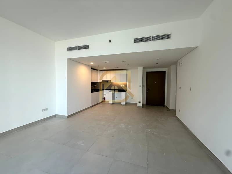 Stylish Residence | Peaceful Community | 4 chqs