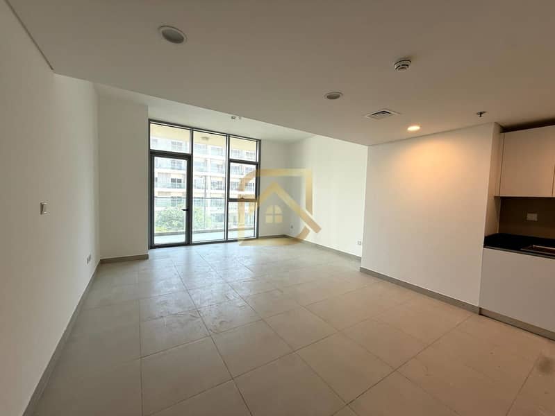 Stylish Residence | Peaceful Community | 4 chqs