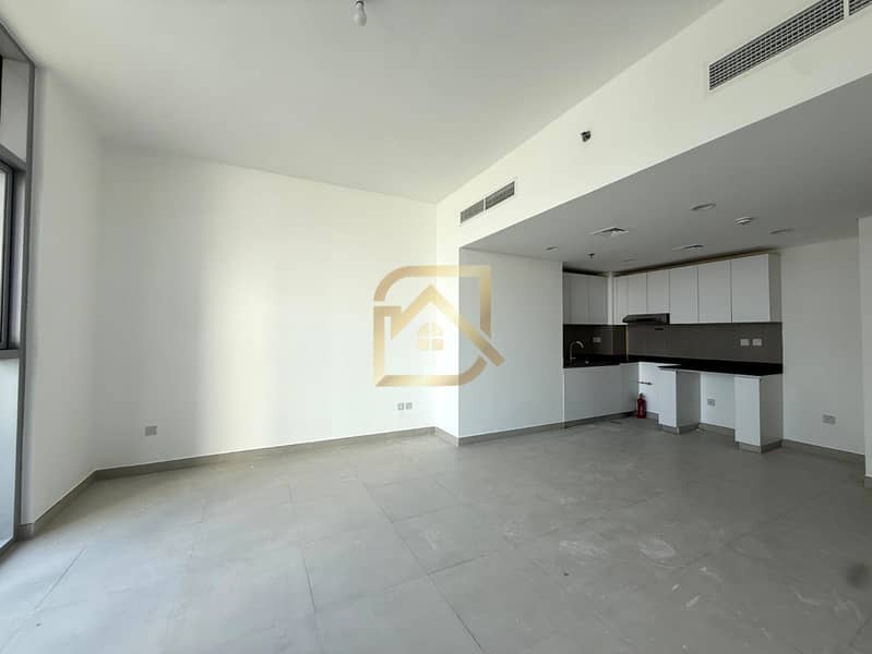 Stylish Residence | Peaceful Community | 4 chqs - Image 11