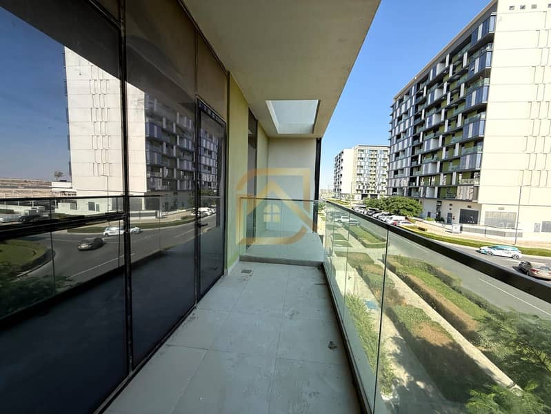 Stylish Residence | Peaceful Community | 4 chqs - Image 19