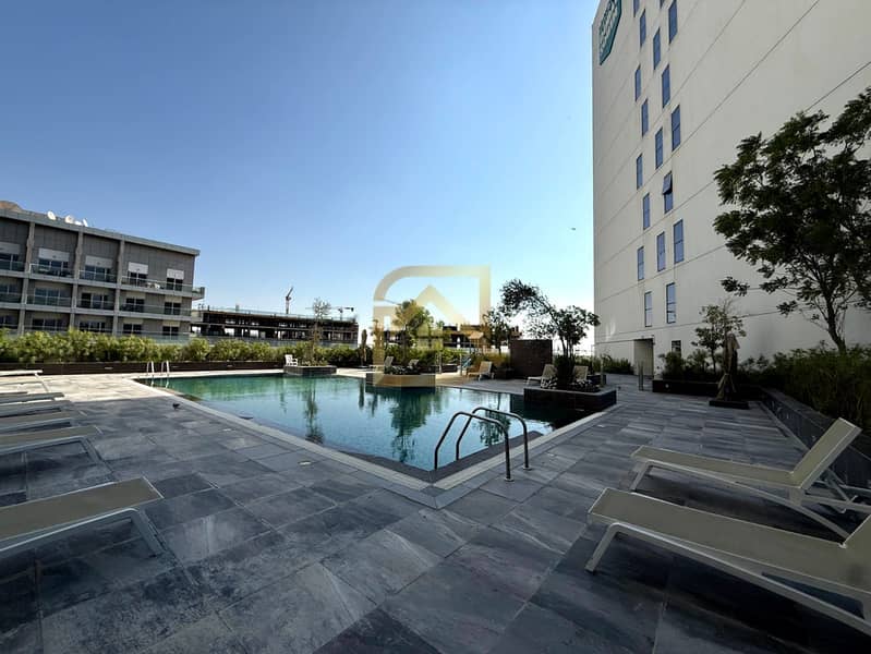 Stylish Residence | Peaceful Community | 4 chqs - Image 23