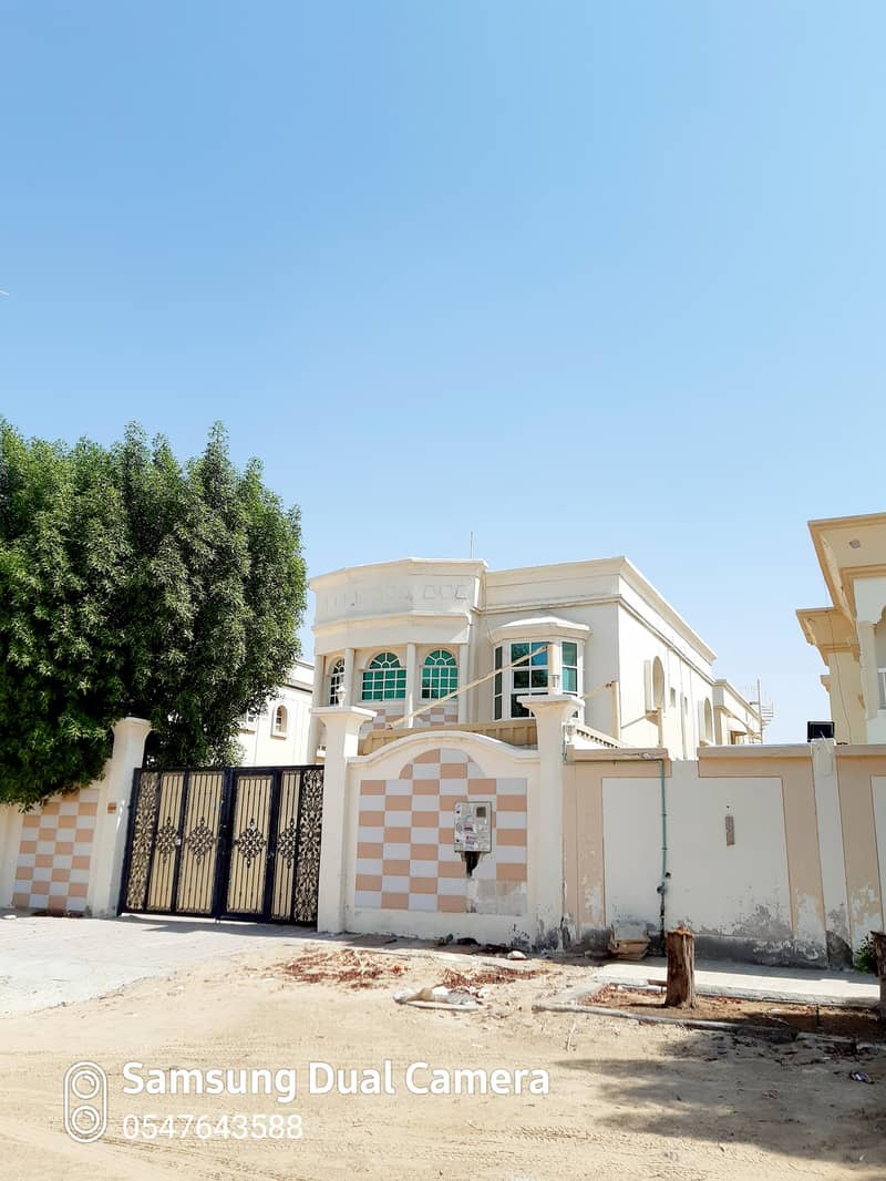 Villa for rent in Ajman Al Rawda area two floors with air conditioning Tani