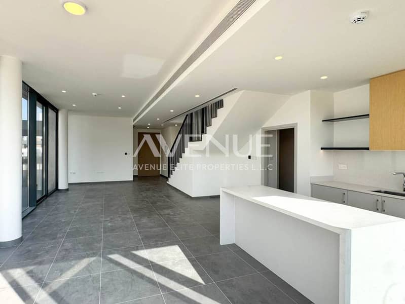 Single Row | Vacant | Vastu Compliance