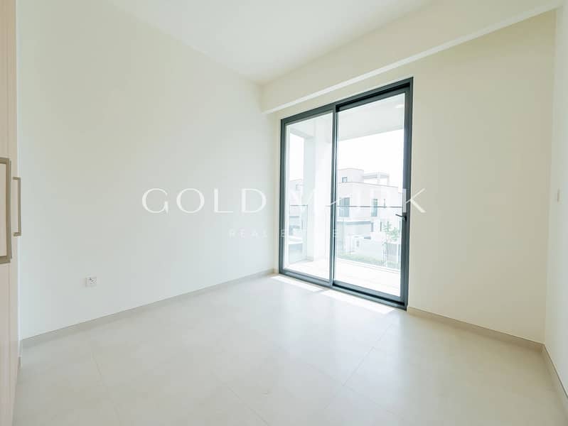 Large Plot | Near to Amenities | Multiple Options - Image 12