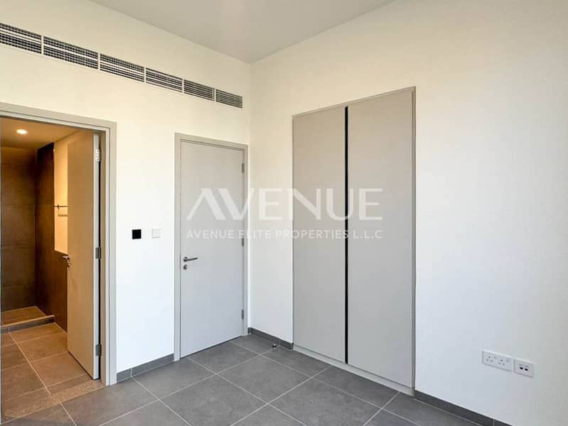 Single Row | Vacant | Vastu Compliance - Image 12