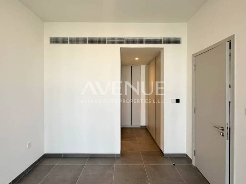 Single Row | Vacant | Vastu Compliance - Image 15