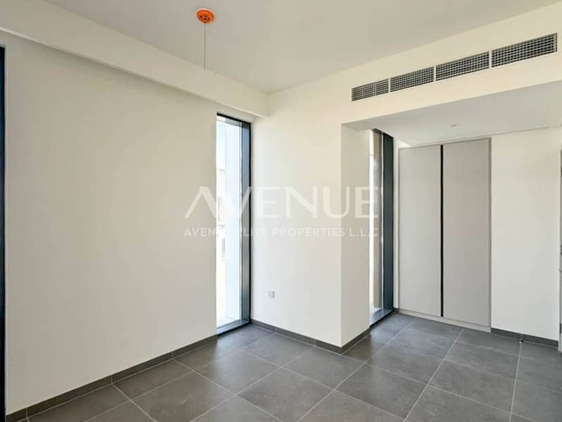 Single Row | Vacant | Vastu Compliance - Image 22