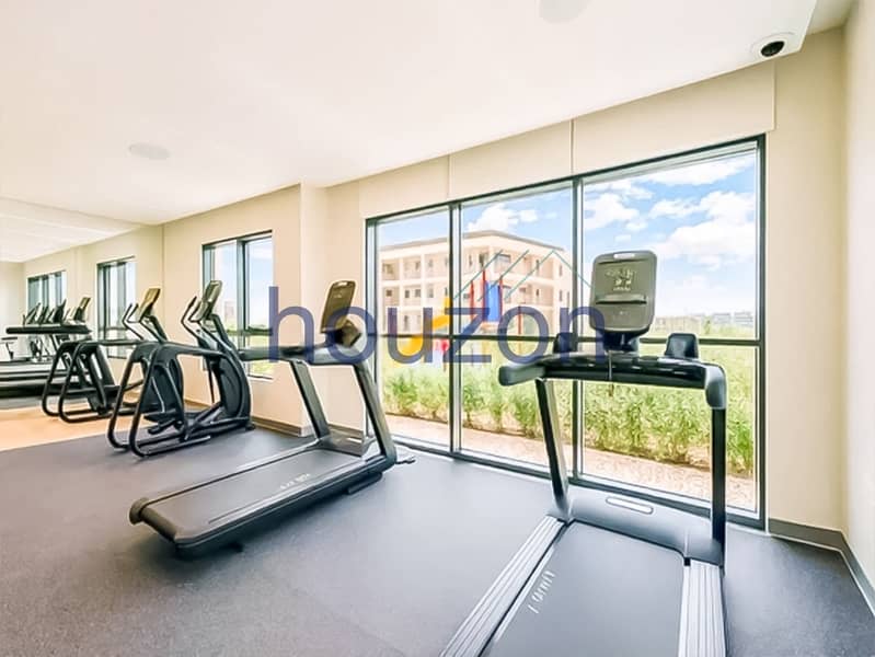 Spacious 2BR | High Floor | Pool + Park View - Image 16