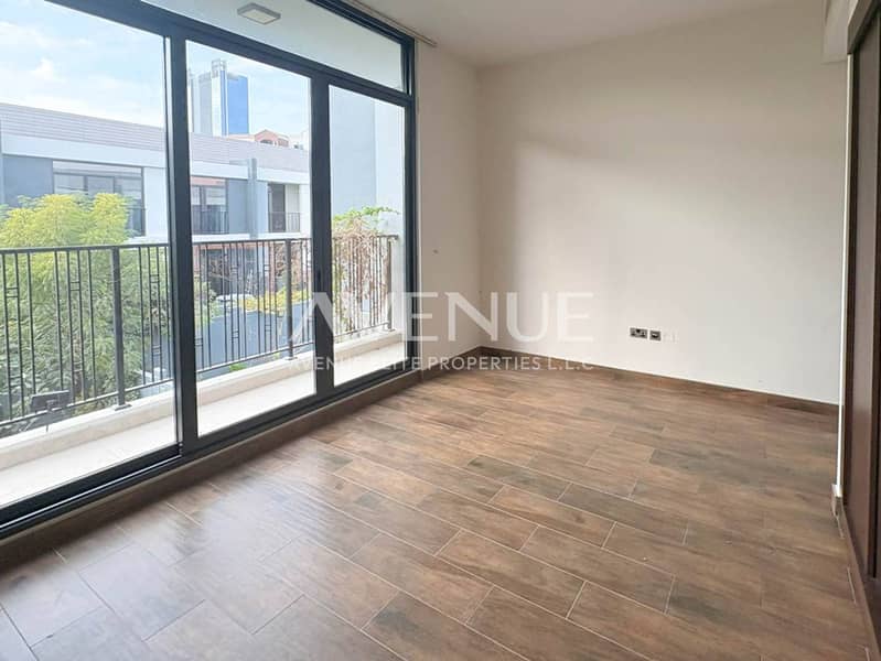 Well-Maintained | Ready to move-in | Landscaped - Image 8