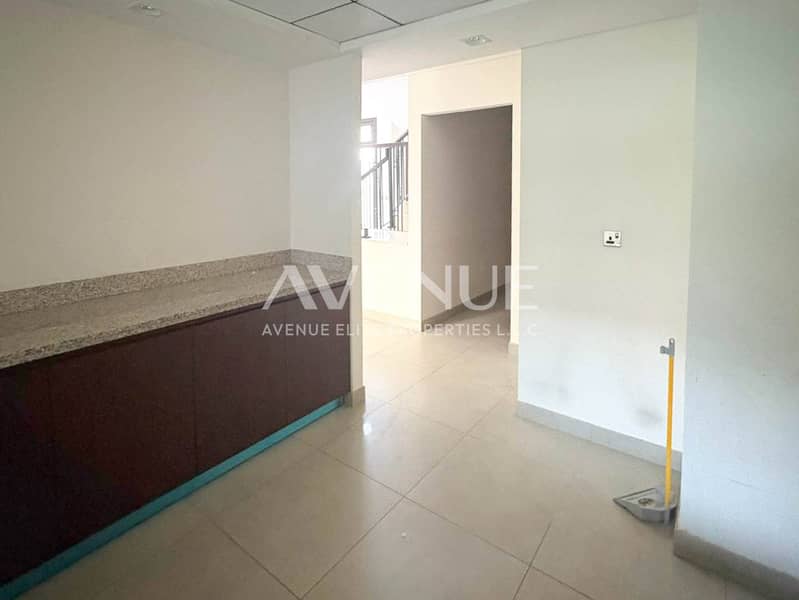 Well-Maintained | Ready to move-in | Landscaped - Image 12