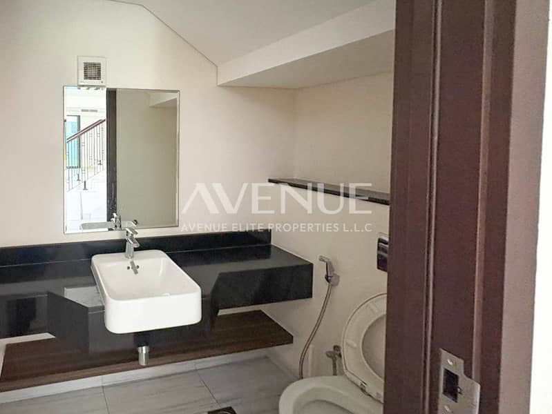 Well-Maintained | Ready to move-in | Landscaped - Image 16