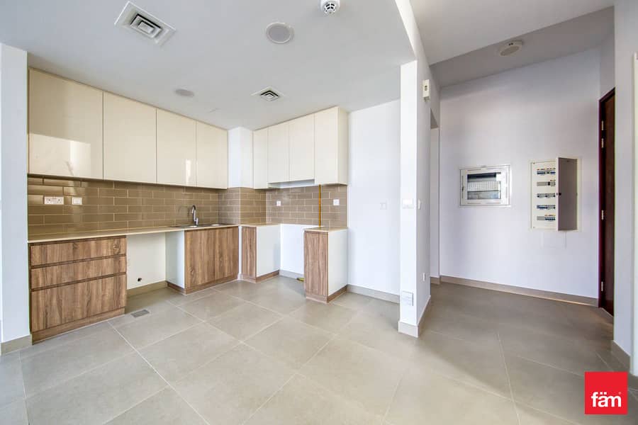 Single Row | 3 Bedroom | Close To Amenities